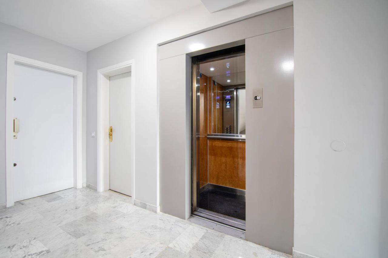 Apartment Near Croisette- 4 Star -seaview *