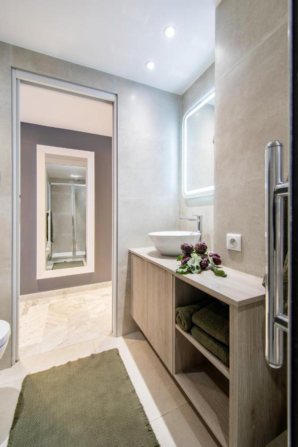 Near Croisette- 4 Star -seaview * Cannes